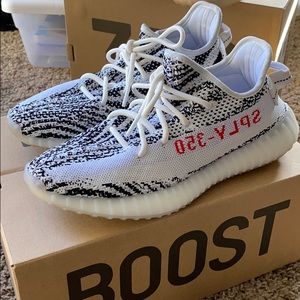 YEEZY BOOST 350 V2 ZEBRA